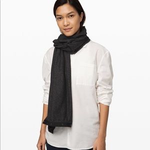 Lululemon Vinyasa scarf